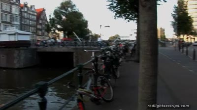 aOiMjWyzHXkvGDc9.mp4