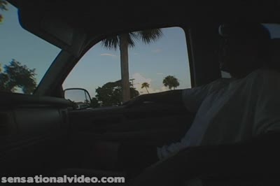 qn132TQnWuu1dSZA.mp4