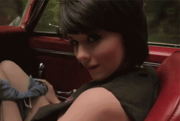 ET7E5TTtndYumVBN.gif