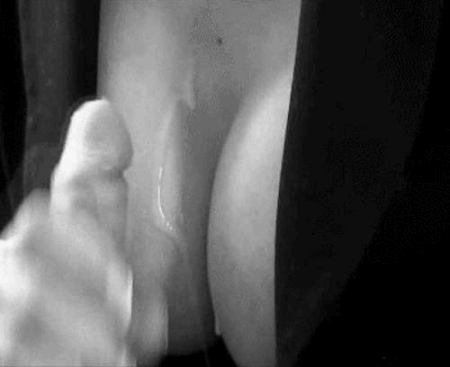GIZ9s2hDmYLFe7j3.gif
