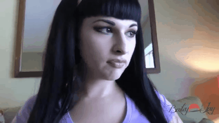 GN6Ac6q1Dkl7FUPr.gif