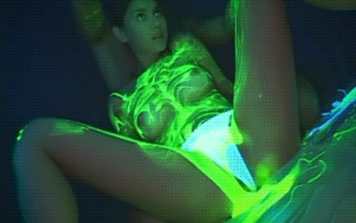 NOBq8cQtPrRbTKiU.gif