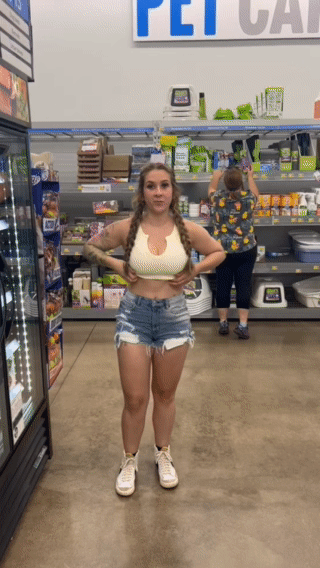 WNe3iDQqrq7fJJ5W.gif