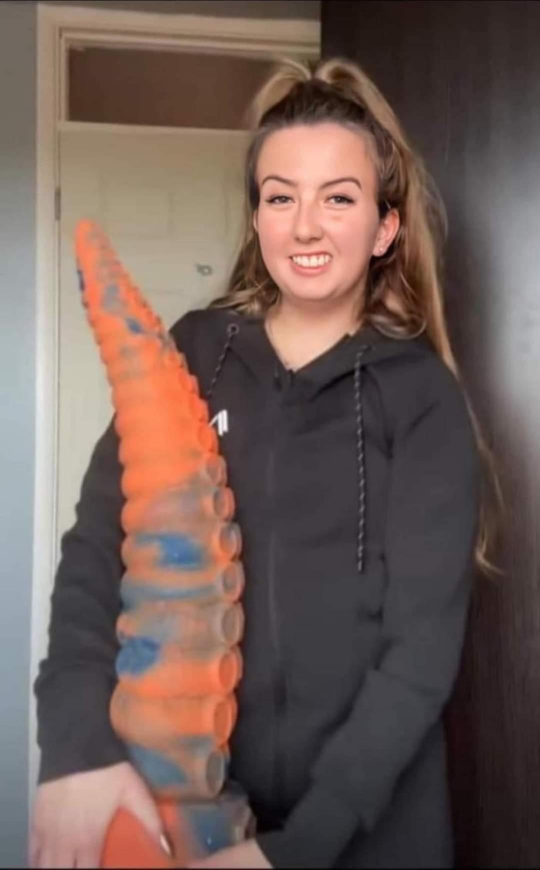 lAcmBNFmFTVwNOc1.jpg