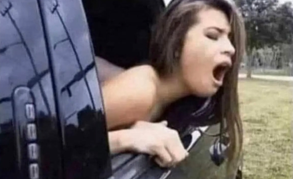 q9BfpH0ug6Wg5fue.jpg