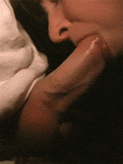 xgWQaUCl298qky2d.gif
